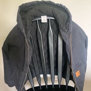 Boys Carhartt size medium (10-12), warm jacket, great shape